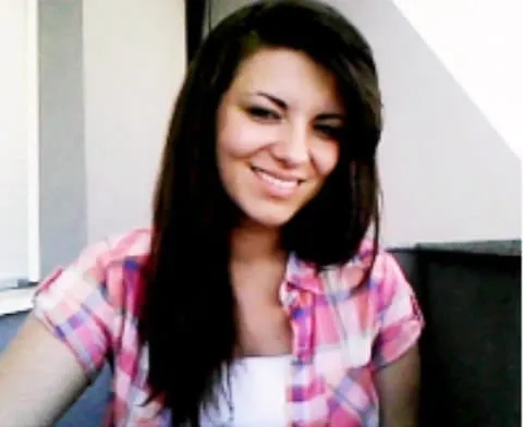 Amel, 24 ans — plan cul à Bourgoin-Jallieu