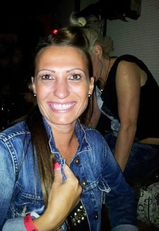 Rania, 35 ans — plan cul à Saint-Jean-de-Braye