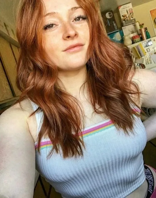 Jenna, 25 ans — plan cul à Béziers
