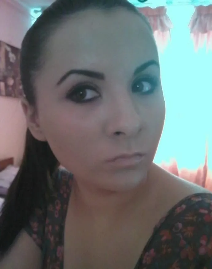 Capucine, 32 ans — plan cul à Halluin