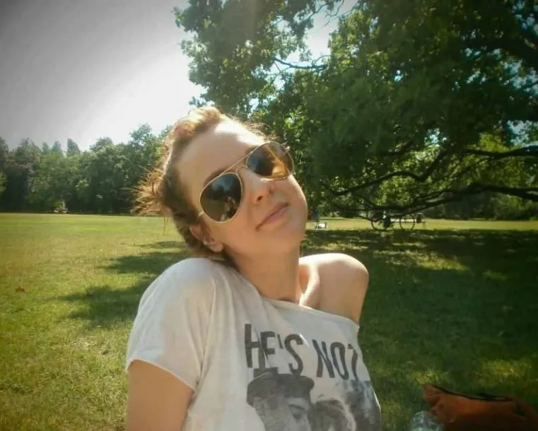 Pia, 23 ans — plan cul à Muret