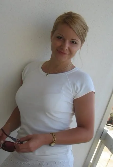 Mathilde, 19 ans — plan cul à Étampes