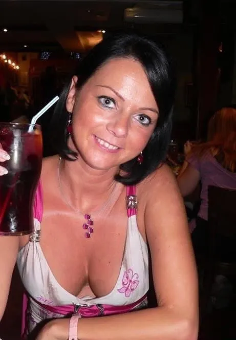Assia, 24 ans — plan cul à Loos