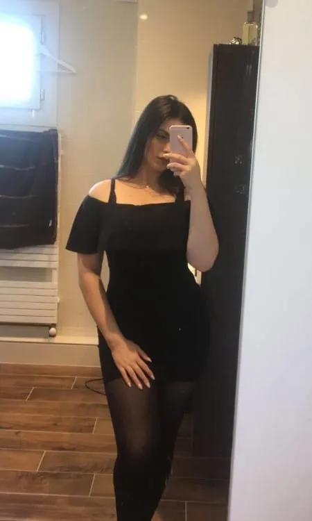 Justine, 31 ans — plan cul à Cournonterral