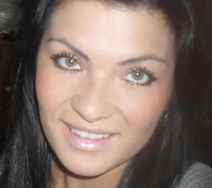 Roxane, 28 ans — plan cul à Sury-le-Comtal