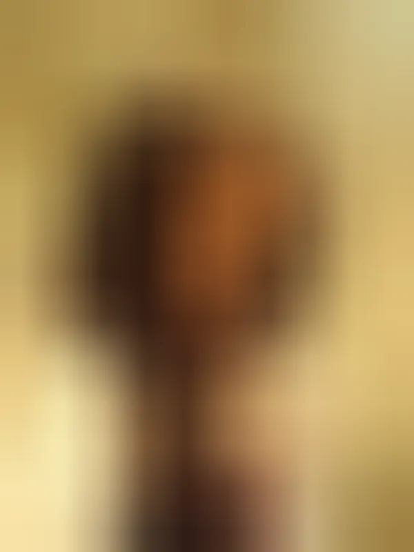 Lila, 19 ans — plan cul à Menton