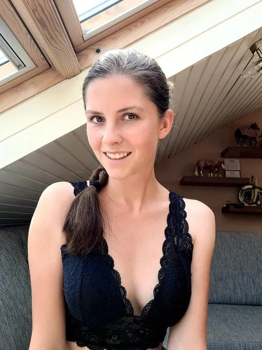 Constance, 23 ans — plan cul à Saint-Denis