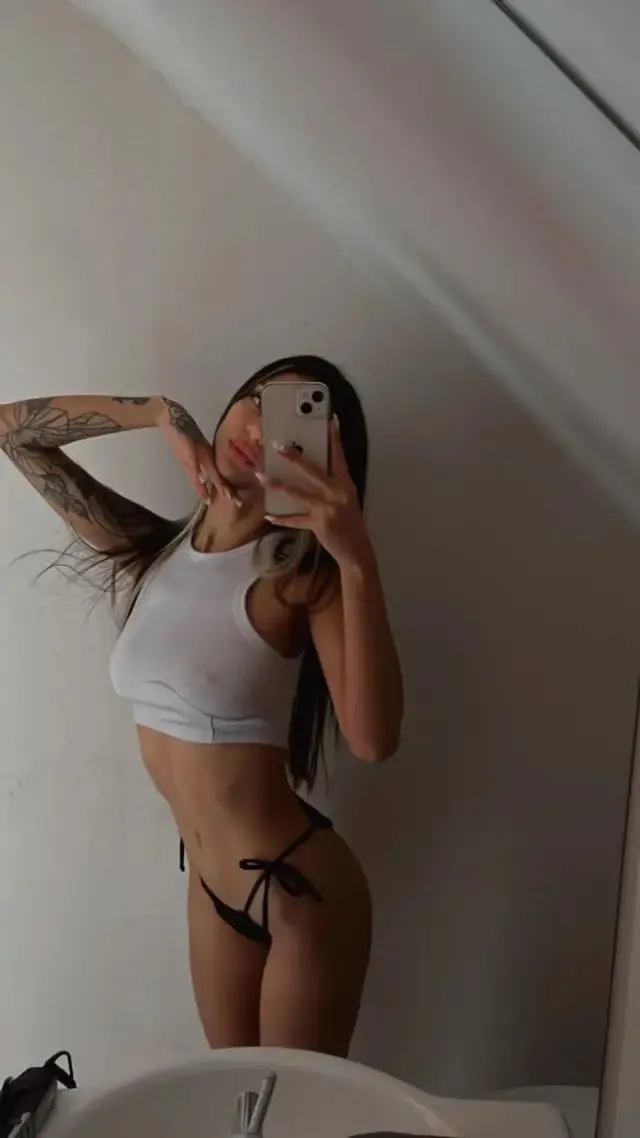 Julie, 25 ans — plan cul à Toulouse