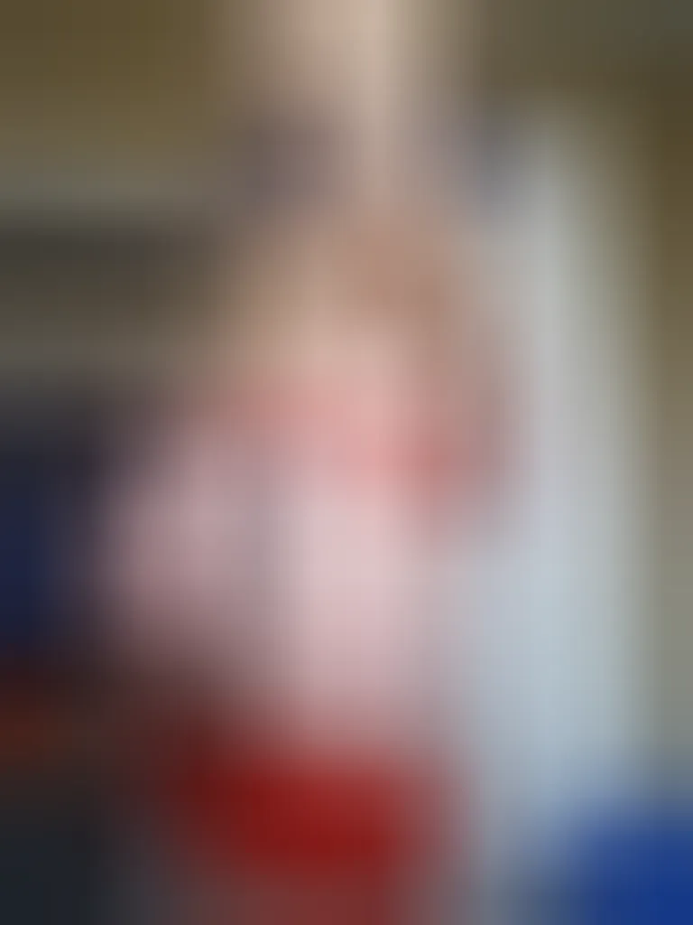 Nora, 27 ans — plan cul à Châtillon