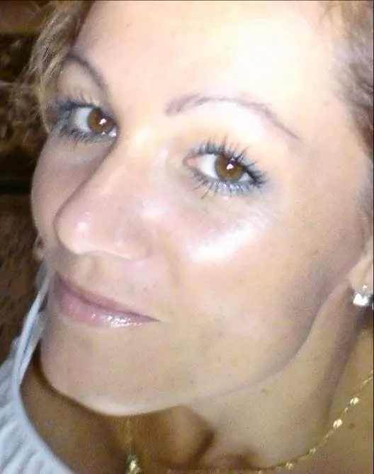Amel, 25 ans — plan cul à Miramas