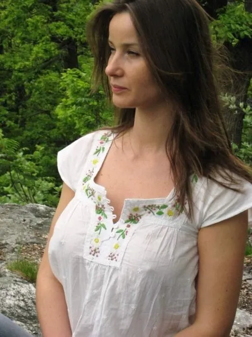 Anne, 25 ans — plan cul à Rueil-Malmaison
