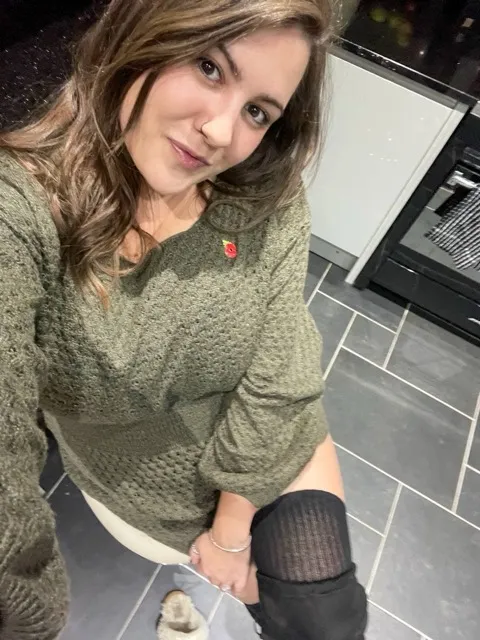 Clara, 28 ans — plan cul à Annecy