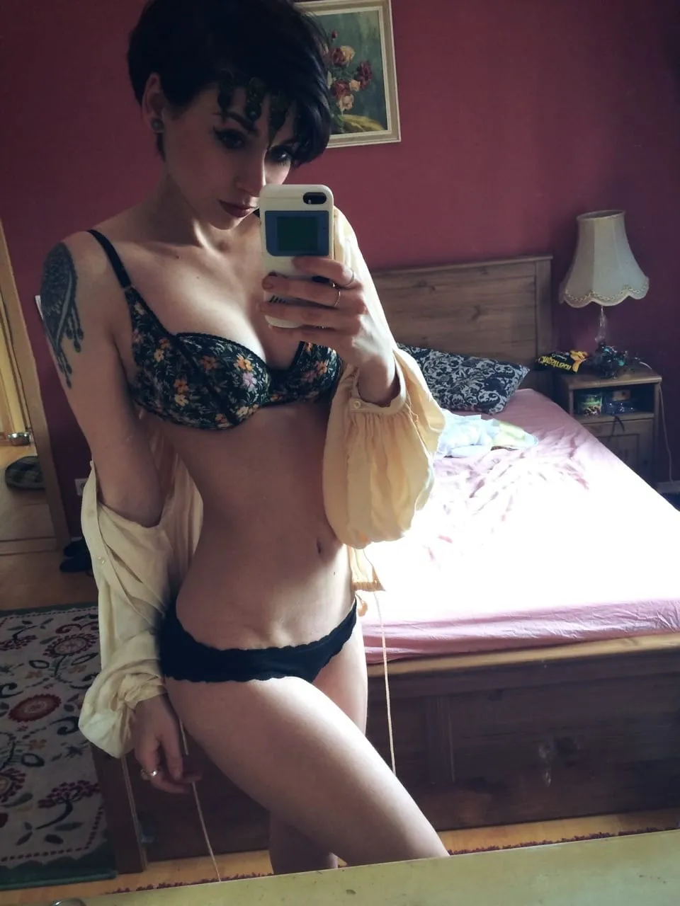 Maya, 24 ans — plan cul à Brech
