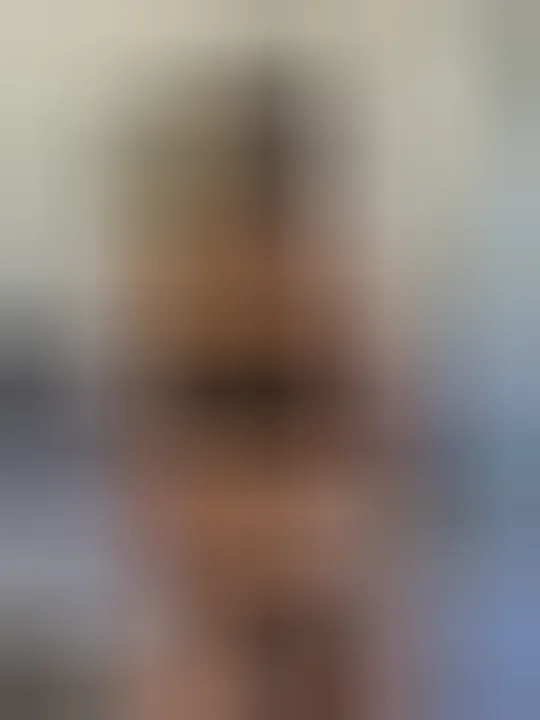 Oumaima, 26 ans — plan cul à Saint-Denis