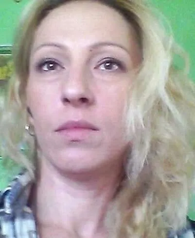 Lina, 22 ans — plan cul à Cavaillon