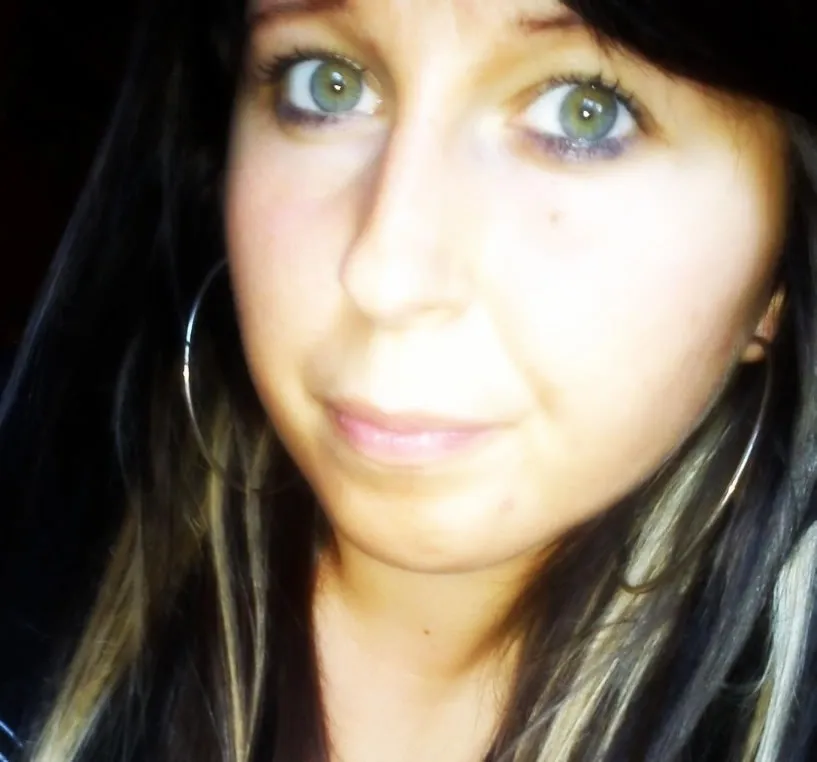 Noélie, 19 ans — plan cul à Sainte-Marie