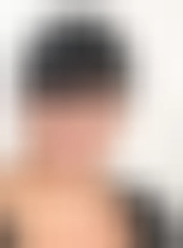 Yasmine, 21 ans — plan cul à Sèvres