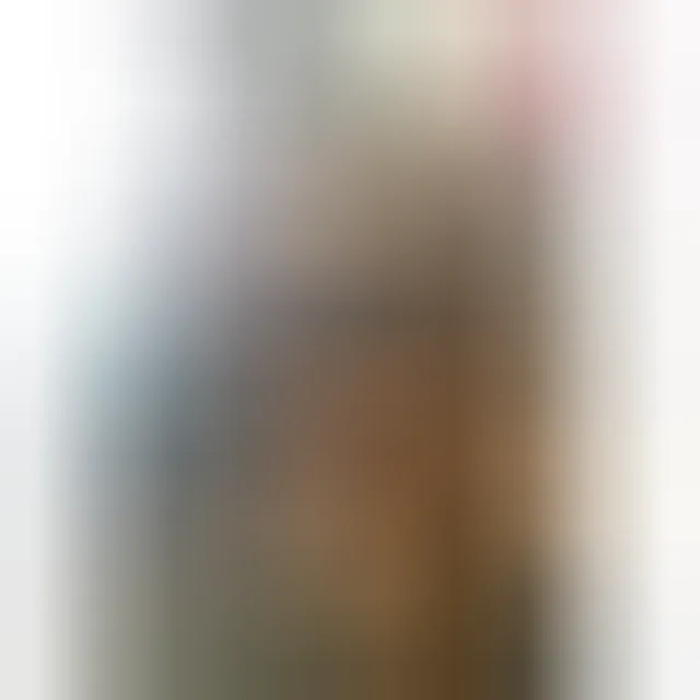 Loubna, 26 ans — plan cul à Coursan