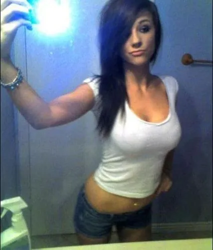 Éliane, 21 ans — plan cul à Gignac
