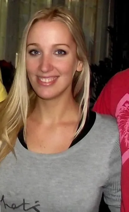 Lola, 25 ans — plan cul à Genas