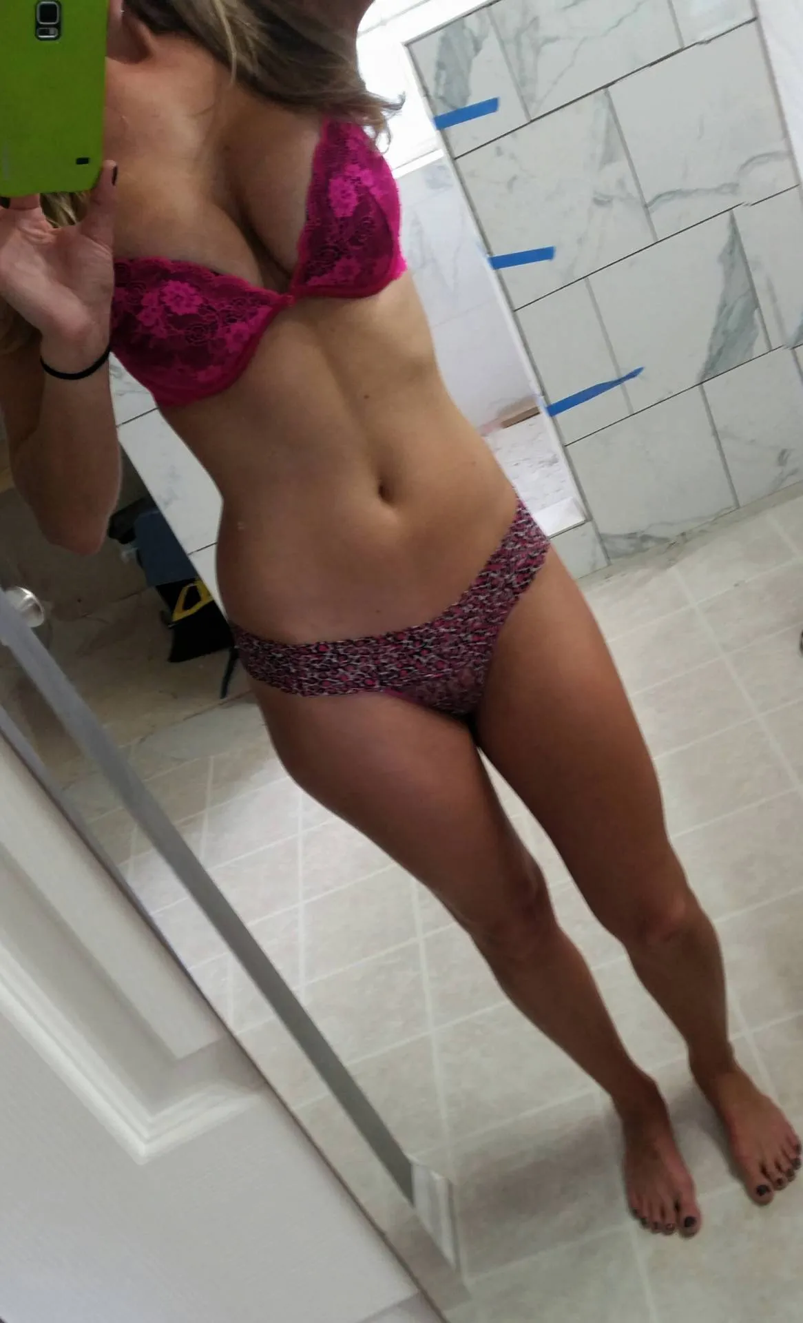 Coralie, 40 ans — plan cul à Vaulx-en-Velin