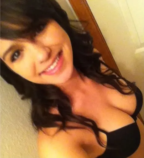 Théa, 23 ans — plan cul à Le Grand-Quevilly