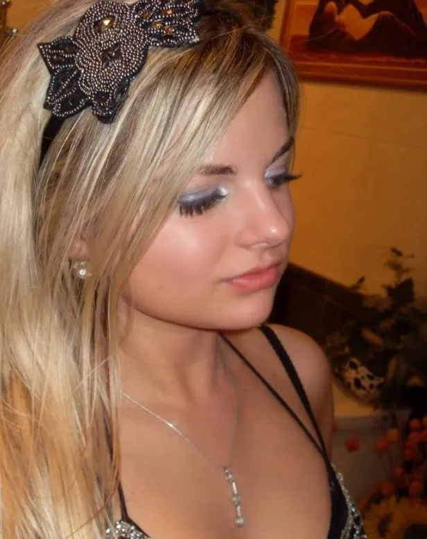 Soraya, 22 ans — plan cul à Élancourt