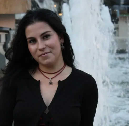 Sarah, 34 ans — plan cul à La Couronne