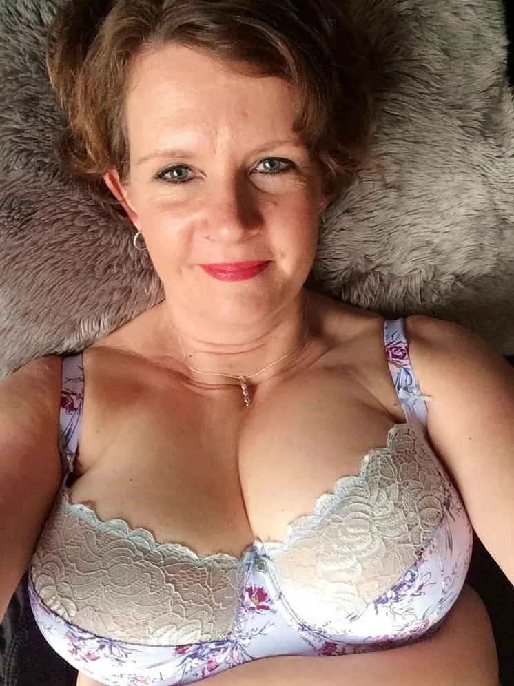 Suzanne, 28 ans — plan cul à Combourg