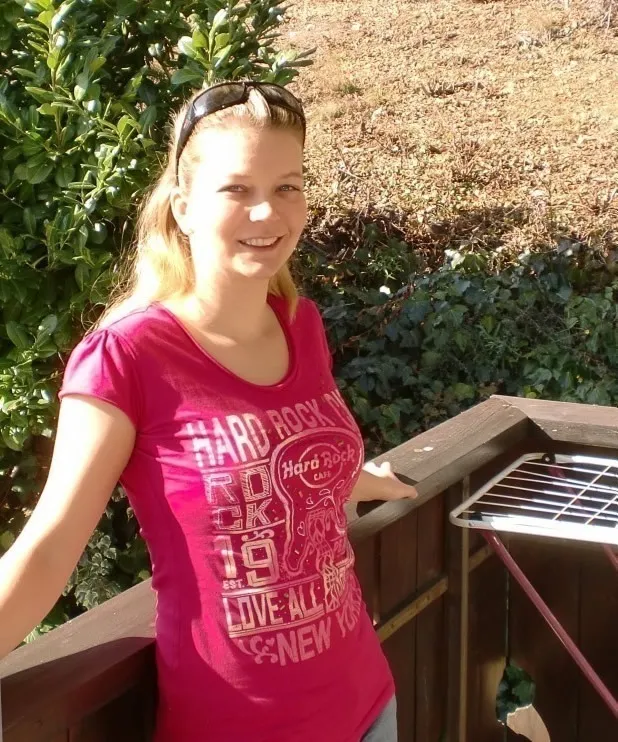 Nathalie, 27 ans — plan cul à Fontaine