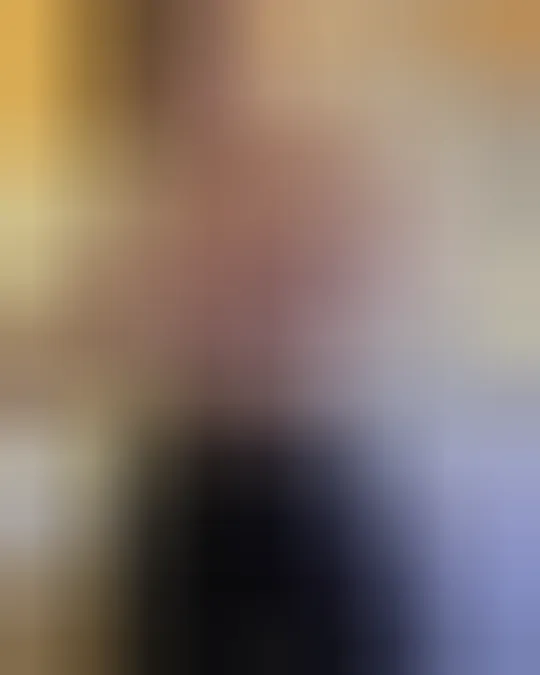 Elisa, 24 ans — plan cul à Montreuil